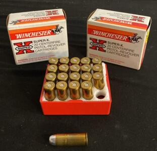 (2) Winchester .45 Colt 225 Gr Silvertip HP Ammo, 20 Rounds, 920 fps Muzzle Velocity