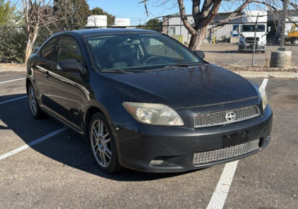 2005 SCION TC - AFTERMARKET CD PLAYER!