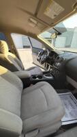 2015 NISSAN ROGUE - 4X4! - 22