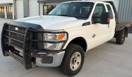 2013 FORD F-350 - DIESEL - 4X4!
