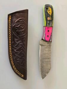 Custom Damascus Fixed Blade Knife, 5" Blade, Colored Wood Handle, Leather Sheath