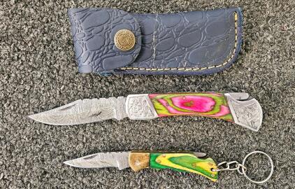 Custom Damascus Folding Knives Set &ndash; 3" & 5" Open, Dyed Wood Handles, Sheath, Keychain