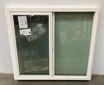Simonton Sliding Vinyl Window 47 3/8" x 41 3/8", Right-Hand, Double Pane, 2022, S/N 131-684026