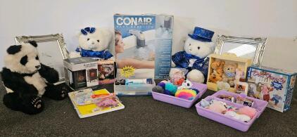 Large Collectibles Lot: 2003 Keepsake Bears, Classic Pooh, Dolls, Bath Spa, Fragrance Warmer, (both tested, work) 25+ Items