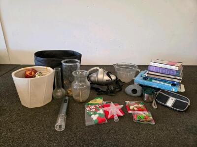 Shark EP033 Handheld Vacuum Cleaner, 700W Motor, HEPA Filter, 16.7 ft Cord (Tested), Vases, Literature, Christmas Themed Erasers, & More (Shelf H)