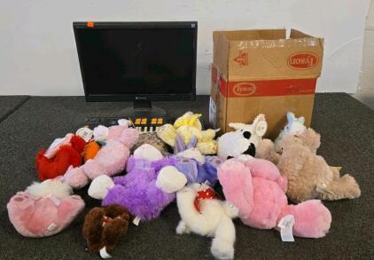 Gateway Monitor, Realistic Concertmate-650 Keyboard, Celebrate It Plush Toys, Books Mixed Lot