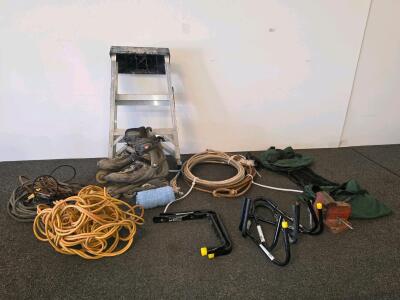 Workshop Tools & Outdoor Gear Lot: Step Ladder, Master Bench Vise, U-Locks, Inline Skates, Ropes