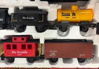 EZTEC Silverado Express Wireless Remote Control G Scale Train Set, 6 Cars, 25ft Track, Boxed - 4