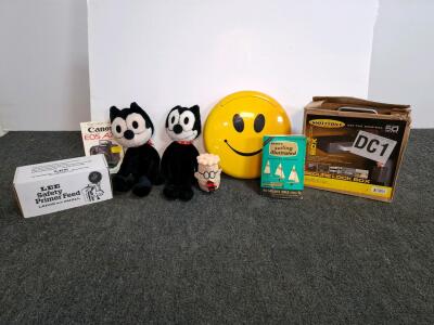 Smitty built strong lock box .Vintage Smiley Face Telephone Push Button Landline, 10" Round, Mid-1990s, Telemania Style, collectible stuffed toys, primer feed( shelf H)