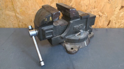 Pro-tech 6" Bench Vise