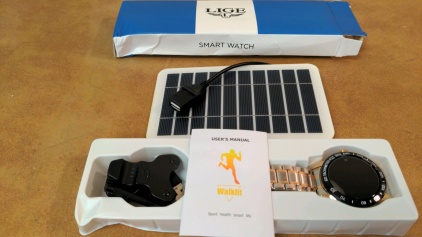 NEW Lige Smart Watch w/Solar Charger