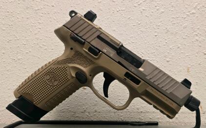 FN 502 Tactical .22 LR FDE Pistol, Threaded Barrel, Optics Ready, Case, SN LR035032