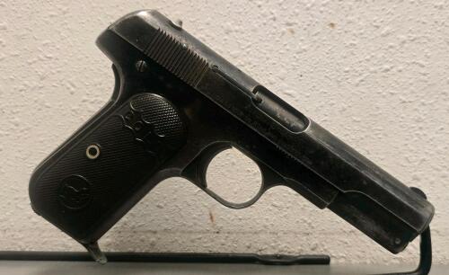 Colt Automatic Hammerless .32 ACP Rimless Pistol, Serial 31260, Blued, Early Production