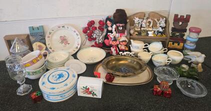 Mixed Vintage Kitchenware, Collectible Figurines, Holiday Decor, Plates, Mugs & Glassware Lot