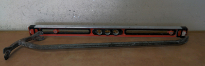 36" Level - Multi Angle Pry Bar