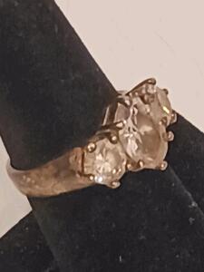 Yellow Gold Three-Stone Ring with Clear Oval/Circular Brilliant Cut Gemstones