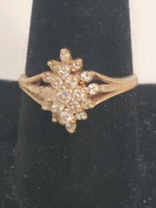 10K Yellow Gold Diamond Cluster Ring with 13 Round Stones, Approx. 0.15 ct Total Weight