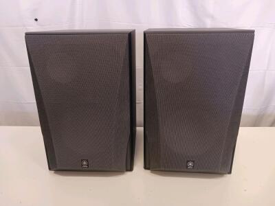 Yamaha NS-B390 2-Way Bookshelf Speakers, 70W/140W, 6 Ohms, Black, Pair, Serial 1281078 & 1281079