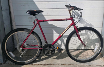 Huffy Eagle Ridge 10-Speed Mountain/Hybrid Bike, Red, 26" Wheels, Steel Frame