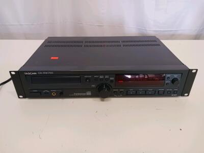 TASCAM CD-RW750 Professional Rackmount CD Rewritable Recorder