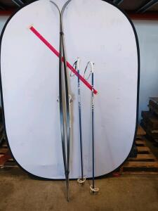 Trak Classic Cross-Country Skis 210cm with Exel Aluminum Poles 140cm, Gray/Blue