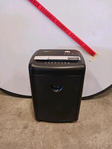AmazonBasics 12-Sheet Cross-Cut Paper Shredder, CD/Credit Card, 6.7-Gallon Bin, Model AU1210MA