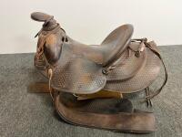 Western Roping Saddle, 15&ndash;16" Seat, Basketweave Tooled Leather, Leather-Covered Stirrups (D) - 3