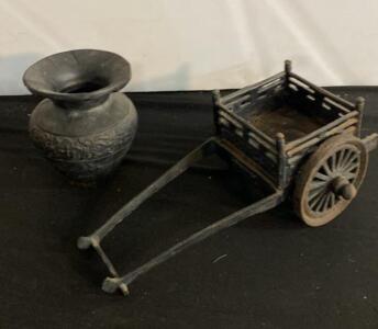 Miniature Decorative Cast Iron Handcart with Ornate Pot &ndash; 9.1" x 5.1" x 5.1" (A)
