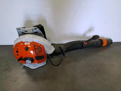 Stihl BR 700 Backpack Leaf Blower, 65cc Gas Engine, 912 CFM, 197 MPH, 23.4 lbs, 2018( powered on) (connex 6)