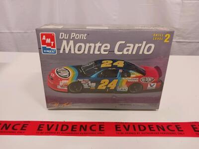 AMT/ERTL Du Pont Monte Carlo #24 NASCAR 1/25 Scale Model Kit, Factory Sealed