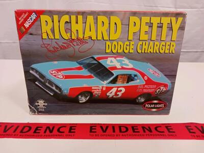 Polar Lights Richard Petty Dodge Charger 1/25 Scale Model Kit #5060