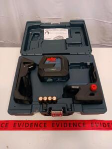 Bosch GCL 100-40 G Green-Beam Self-Leveling Cross-Line Laser with Plumb Points