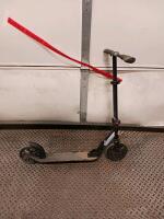 CITYGLIDE Kick Scooter, 8" Wheels, Adjustable Foldable Aluminum Frame, Rear Fender Brake