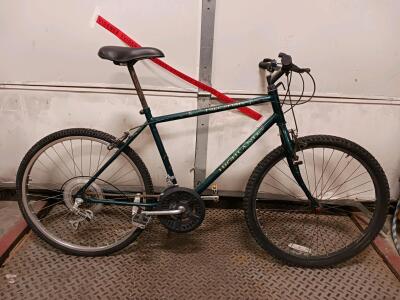 Free Spirit Highland Mountain Bike, 18 Speed, 26" Wheels, Steel Frame, Rim Brakes, Green