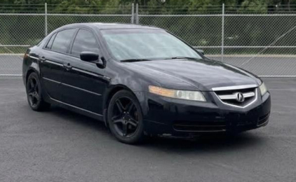 2005 ACURA TL - LEATHER SEATS!