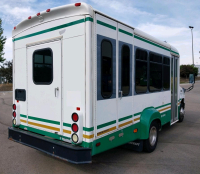 2009 FORD E-350 - CHAIR LIFT! - 6
