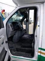 2009 FORD E-350 - CHAIR LIFT! - 10