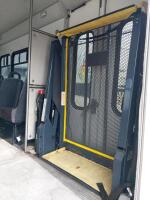 2009 FORD E-350 - CHAIR LIFT! - 13