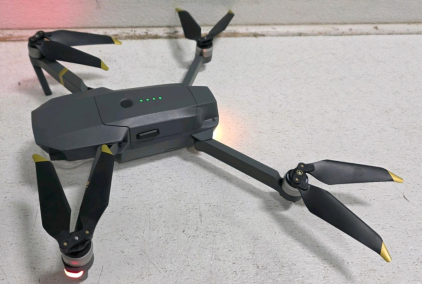 Working DJI Mavic Pro Drone Fly More Combo, 4K Camera, 2 Batteries, Controller, Case, 27min Flight
