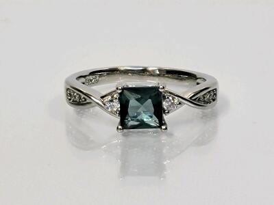 Aquamarine Square Cut Faceted Gemstone Ring, Size 9