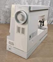 (1) Pfaff Creative 1475CD Sewing / Embroidery Machine W/ Cover - 5