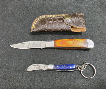 Damascus Pattern Folding Pocket Knife & Keychain Knife Set with Leather Sheath, Dyed Wood Handles