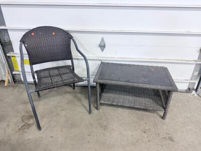 Outdoor Wicker Patio Set &ndash; 1 Chair & 1 Coffee Table, Dark Brown/Black