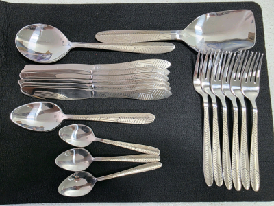 28-Piece Flatware Set, Geometric Art Deco Pattern, Includes Case