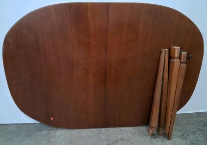 Mid-Century Modern Oval Wooden Dining Table with Removable Tapered Legs