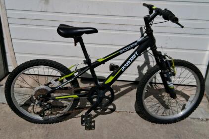 Dynacraft Shock Zone 20" Mountain Bike, 7-Speed, Front Suspension, Black/Green