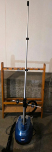 Working Conair Blue Upright Garment Steamer, 1500W, Telescopic Pole, 1.2L Tank & 12-Rod Wooden Rack