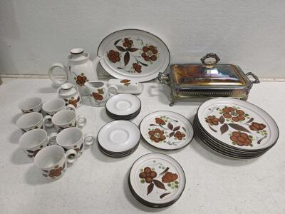 Vintage Stoneware Dinnerware Set with Floral Motif, 1970s-1980s, 36 Pieces