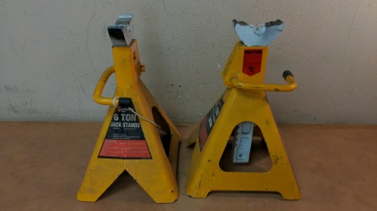 (2) 6ton Jack Stands