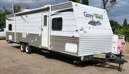 2009 Forest River Grey Wolf T29BH 33' Camper